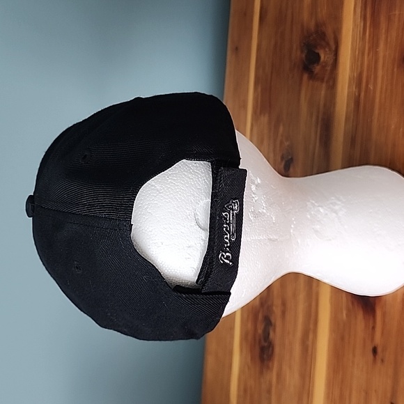 Atlanta Braves Hat - Picture 3 of 6